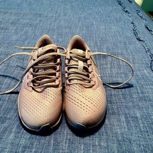 Women’s Nike Air Zoom Pegasus 38